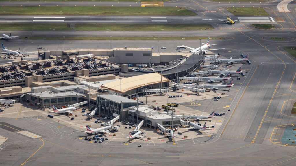Boston Logan International Airport (BOS)